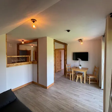 Apartamentwroznowiepl Roznow