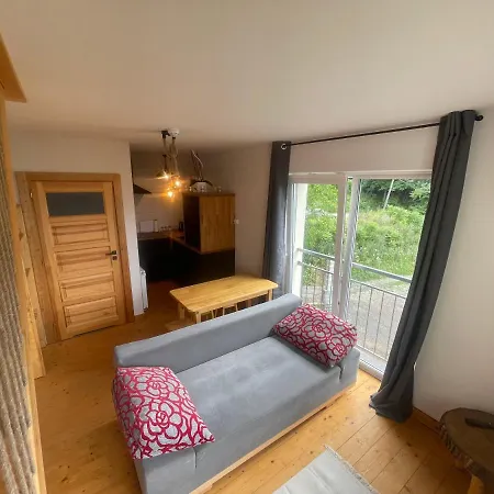 Apartment Apartamentwroznowiepl Roznow