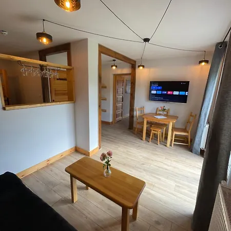 Apartamentwroznowiepl Roznow