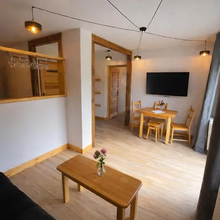Apartamentwroznowiepl * Roznow