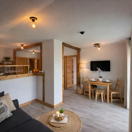 Apartamentwroznowiepl Рожнув