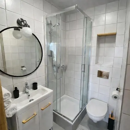 Apartamentwroznowiepl דירה