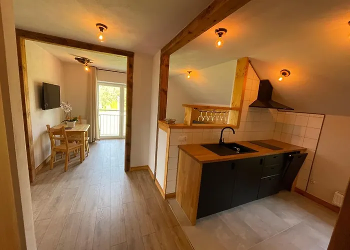 شقة Apartamentwroznowiepl