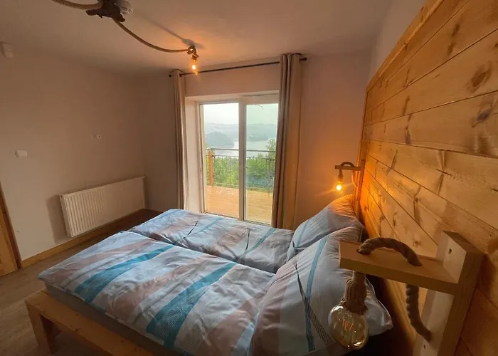 Apartamentwroznowiepl *